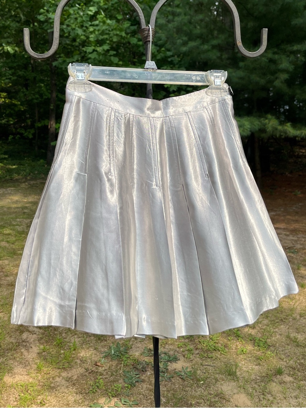 90s Contempo Casuals Liquid Silver Metallic Pleated Mini Skirt Size 5 Medieval